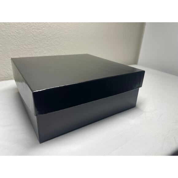 Pack of 10 - Deluxe Gift Boxes, 8 x 8 x 3", Black - Rigid & Glossy - Picture 4 of 11